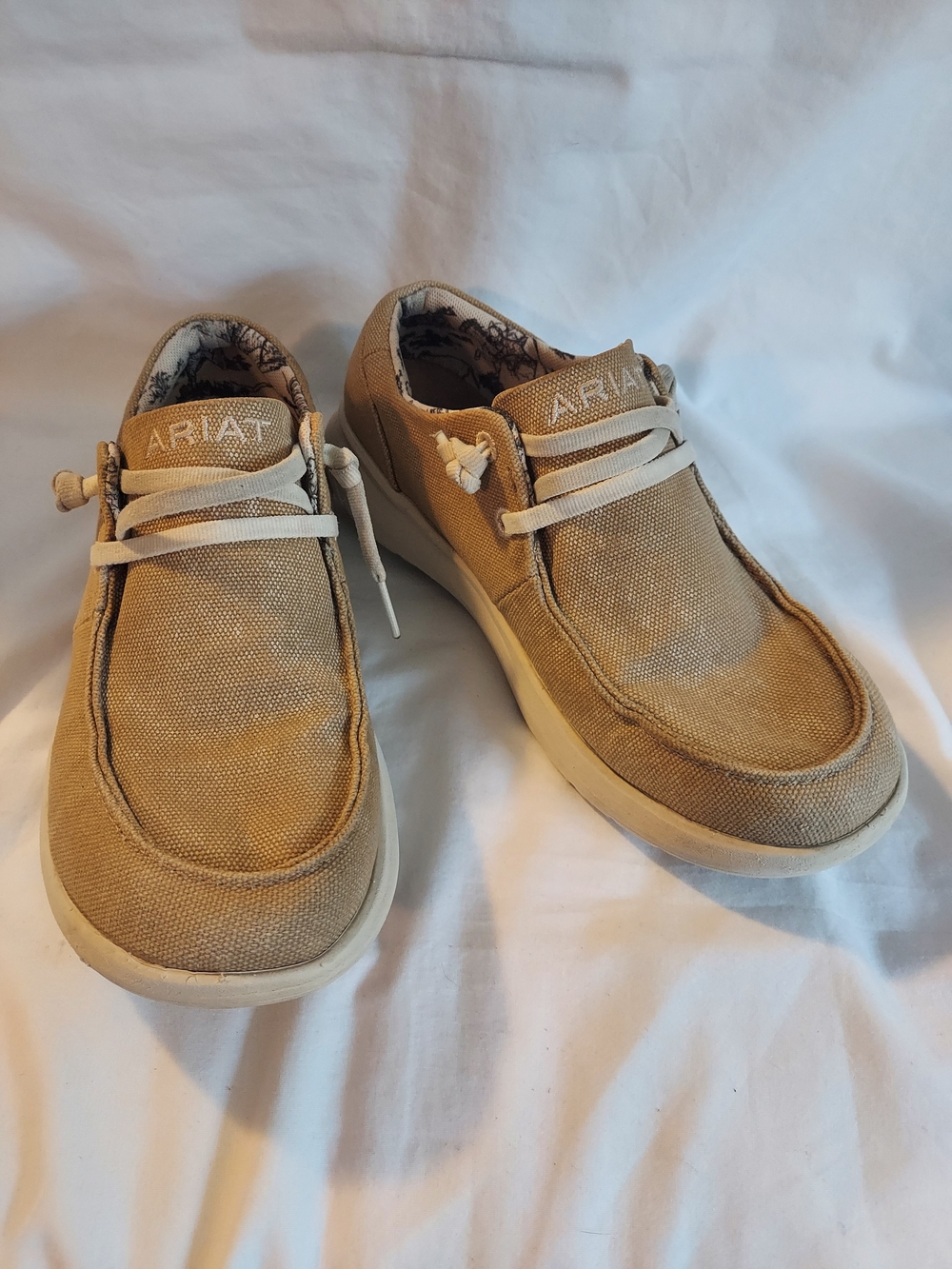 Ariat Women’s Hilo Canvas Slip-On Shoes Washed Tan Size 7.5